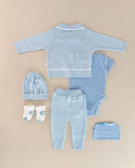 Set Primer Día Tejido Detalle Cuello Azul Bebe