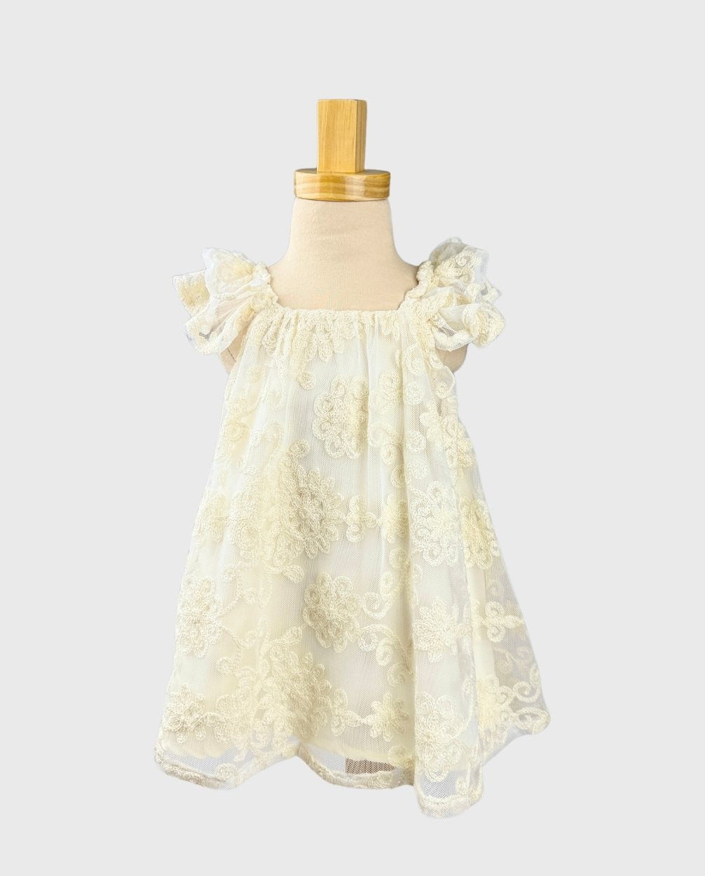 Vestido Tul Flores Bordado Beige