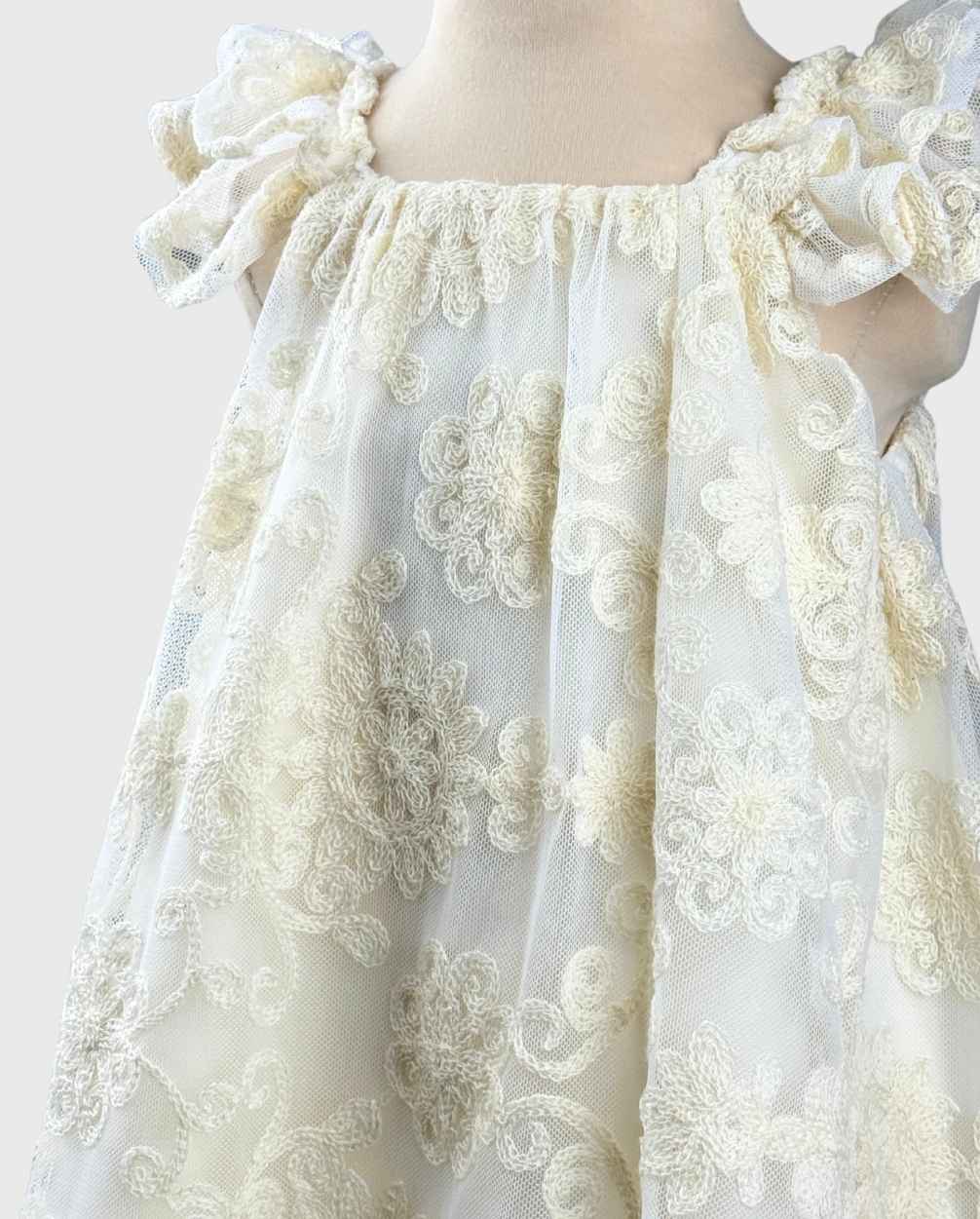 Vestido Tul Flores Bordado Beige Detalle