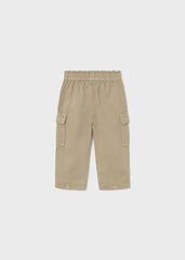 Pantalón Cargo Resortado Café Mayoral estilo