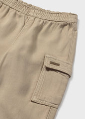 Pantalón Cargo Resortado Café Mayoral detalle