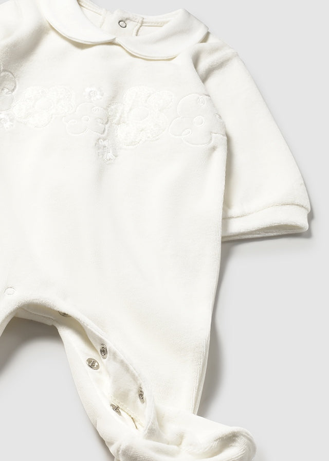 Pijama Bordado Flores Blanco Mayoral Diseño