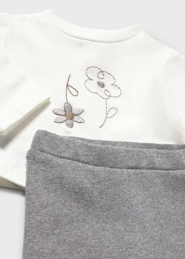 Conjunto Saco Bordado Flores Gris Mayoral Detalle