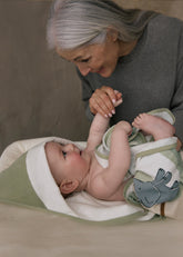 Toalla con Capota Árboles Verde Mayoral Modelo