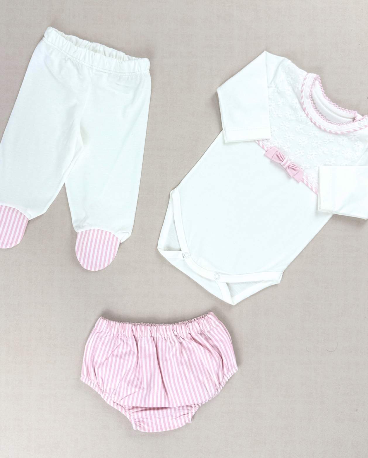 Set Primer Dia Blusita Moño y Cuello Rosa Detalles