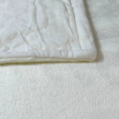Cobija Corazones Bordado Surtido Blanco Azul Detalle