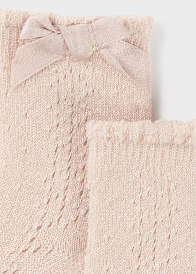 Medias Calcetín Calado Moño Beige Mayoral Detalles