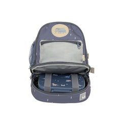 Detalle compartimento inferior mochila elefante