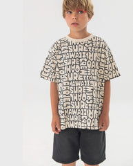 Conjunto Bermuda Letras Beige Boboli Modelo