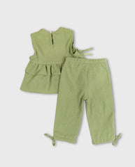 Conjunto Pantalon Ojalillo Mariposa Detalle