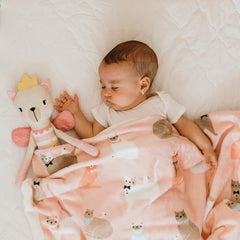 Peluche Coleccionable Gata Flora