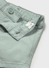 Bermuda Clasica Verde Mayoral detalle