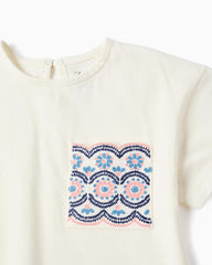 Blusa Bolsillo Detalle Bordado Blanco Zippy detalle