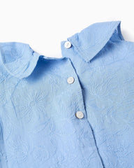 Blusa Detalle Cuello Bordado Azul Zippy detalle
