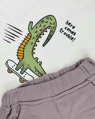 Conjunto Bermuda Dino Detalles