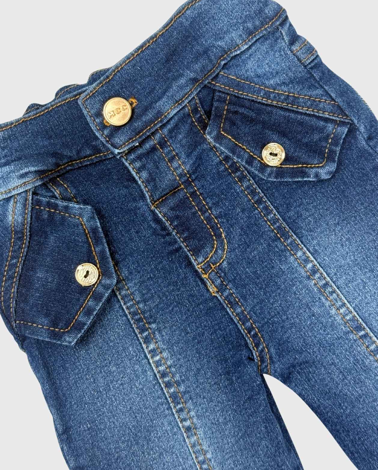 Conjunto Pantalón Denim Con Flor Bordada Beige Travesuras