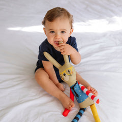 Peluche Coleccionable Conejo Rafael