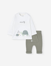 Conjunto bebé niño Losan con camiseta tortuga y pantalón verde acanalado