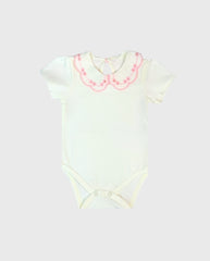 Body Bebé Cuello Bordado Blanco Milon Pink