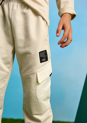 Pantalon Cargo Beige Mayoral detalle