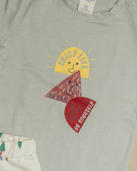 Conjunto Bermuda Figuras Sol Cool