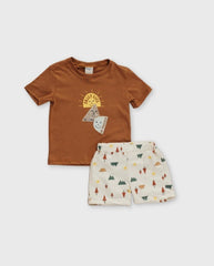 Conjunto Bermuda Figuras Sol Cafe