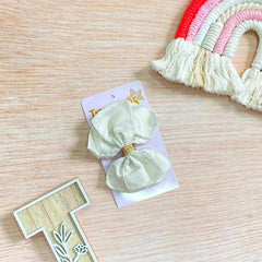 Pinza Moño Brillo blanco