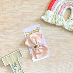 Pinza Moño Brillo palo rosa