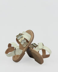 Sandalias Corazones Brillos Crema Verano