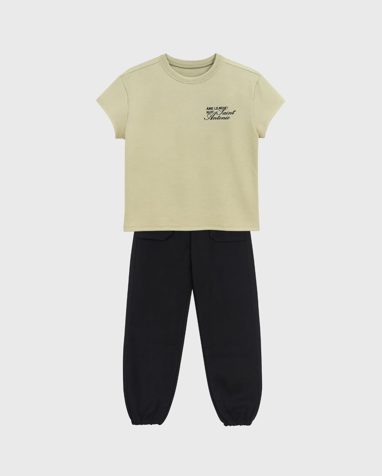 Conjunto Camiseta Verde Cargo Negro