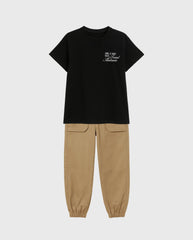 Conjunto Camiseta Negra Cargo Café