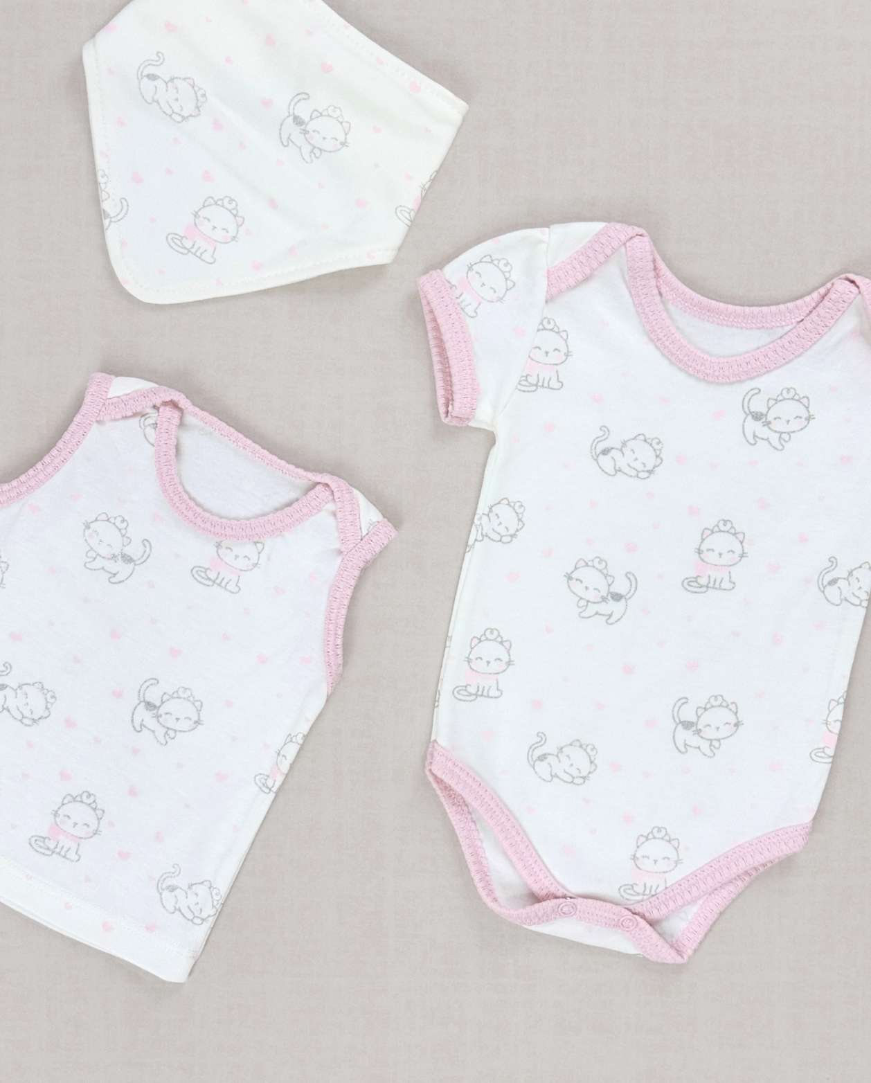 Set Primer Dia Gata Nube Rosa Detalle