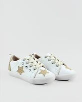 Tenis Blanco Infantil Con Estrellas Doradas