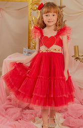 Vestido infantil rojo con corazón bordado