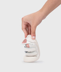 Tenis Velcro Rosa Igor uso