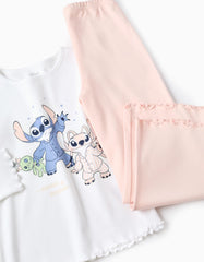 Dobladillo ondulado en camiseta blanca