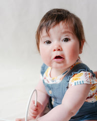 Conjunto Braga y Blusa Estampada Boboli detalle bebe