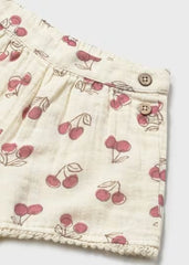Short Estampado Cerezas Beige Mayoral Detalle