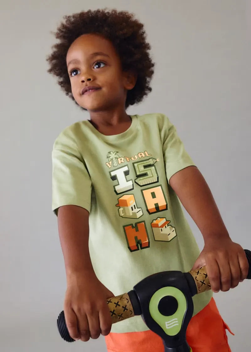 Camiseta Estampado Virtual Verde Mayoral modelo