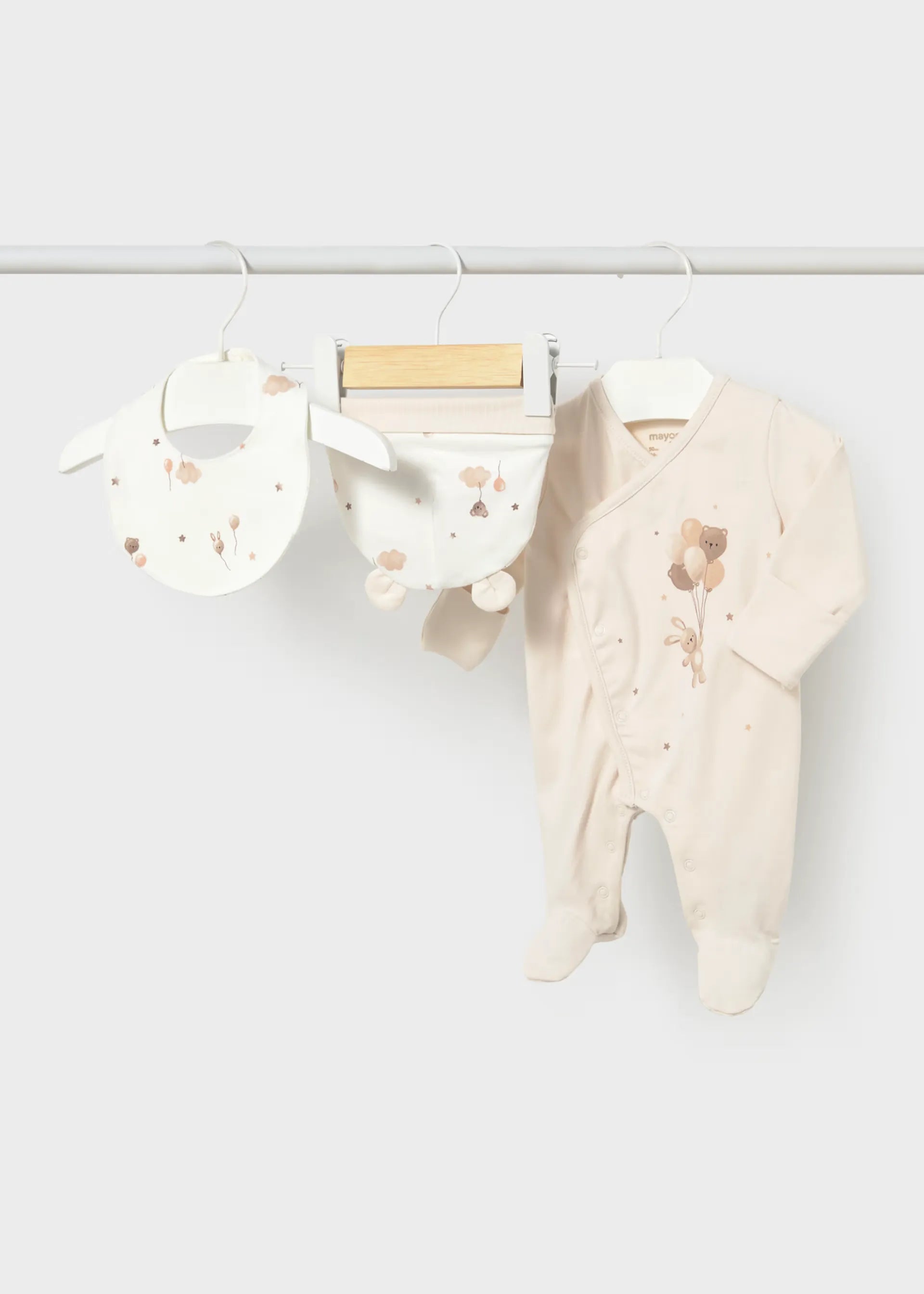 Set Primer Dia Conejo Beige Mayoral