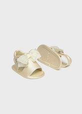 Sandalias sin Suela Moño Champagne Mayoral