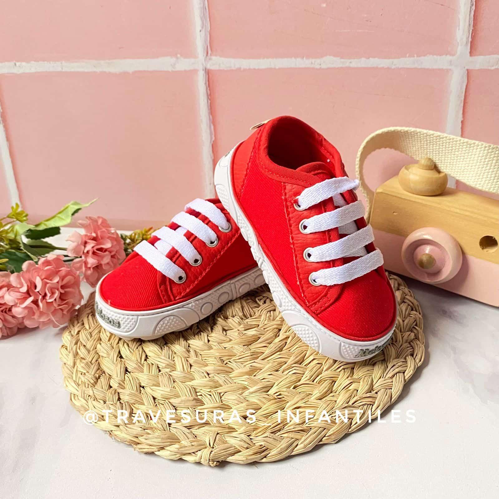 Tenis Rojos Detalle Cuerina Melosos Cordones