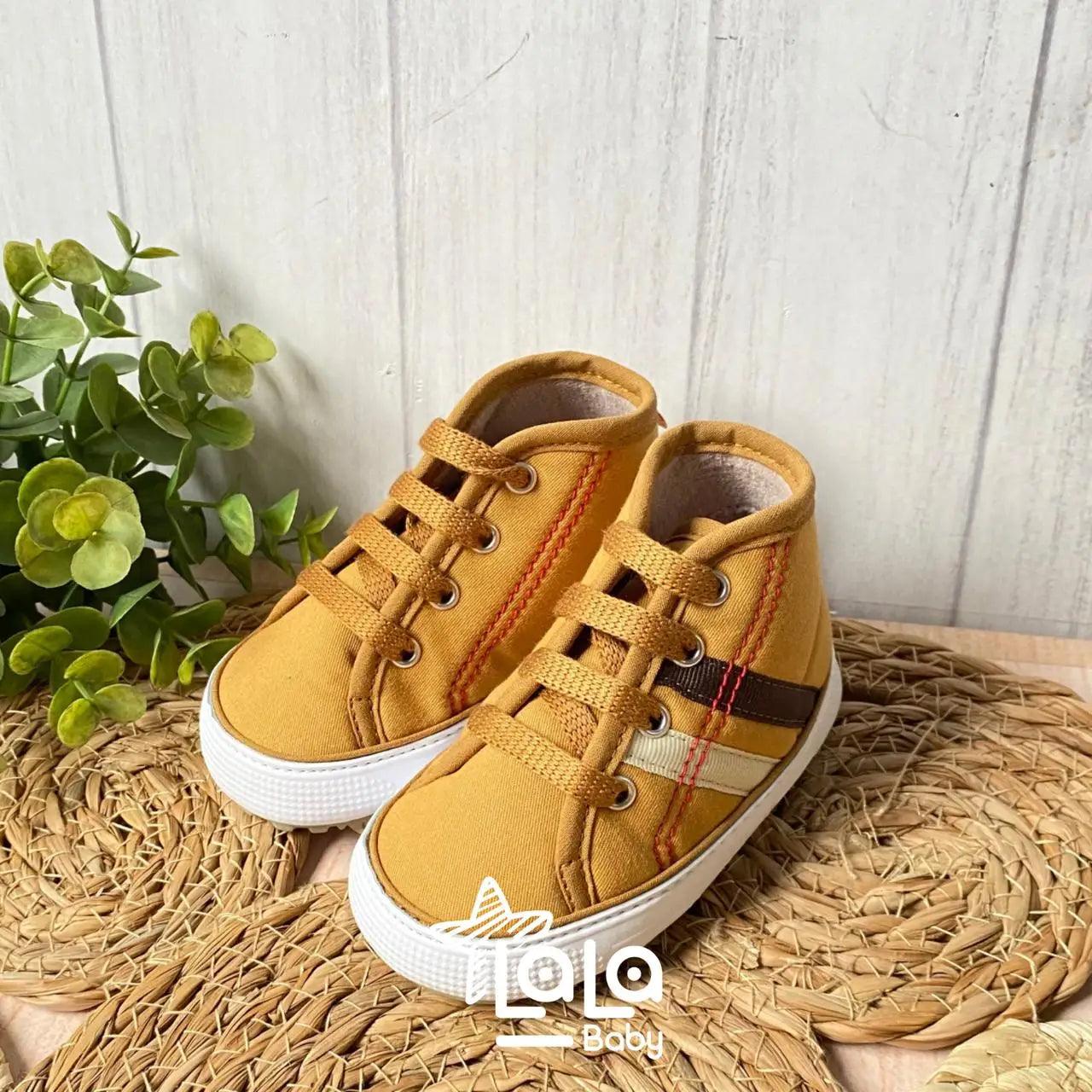 Tenis Bota Caqui Rayas Huellitas