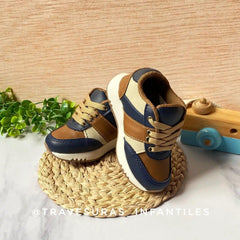 Tenis Café Detalles Azules Estilo