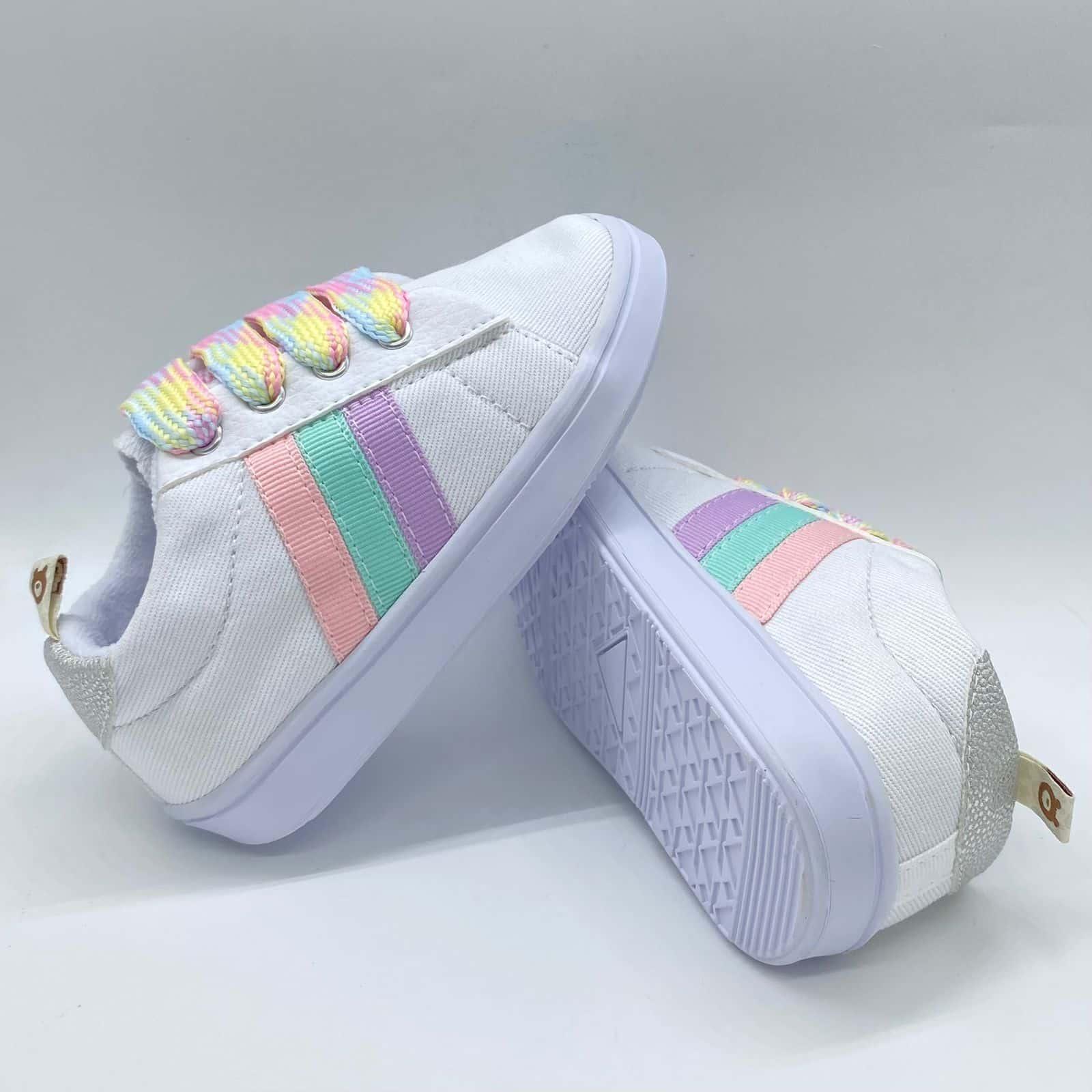 Tenis Blancos Cordones Arcoíris Melosos Suela