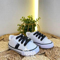 Tenis Blancos Cordones Negros