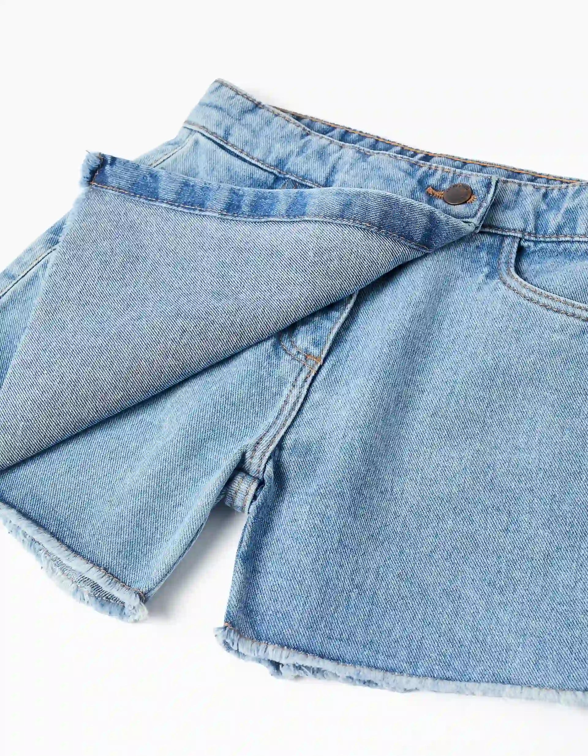 Falda Short Flecos Denim Claro Zippy detalle