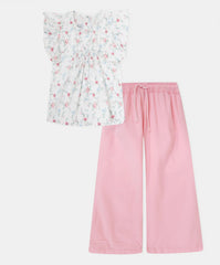Conjunto niña 2T a 4T blusa flores y pantalón rosado vista frontal