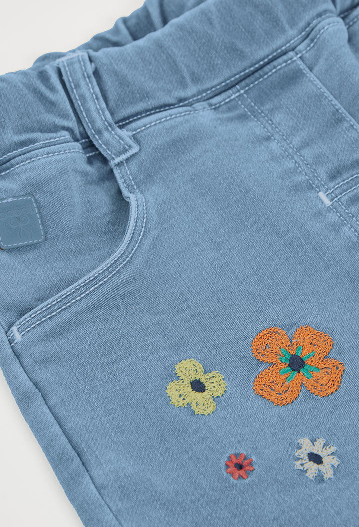Pantalón Bordado Flores Denim Claro Boboli detalle
