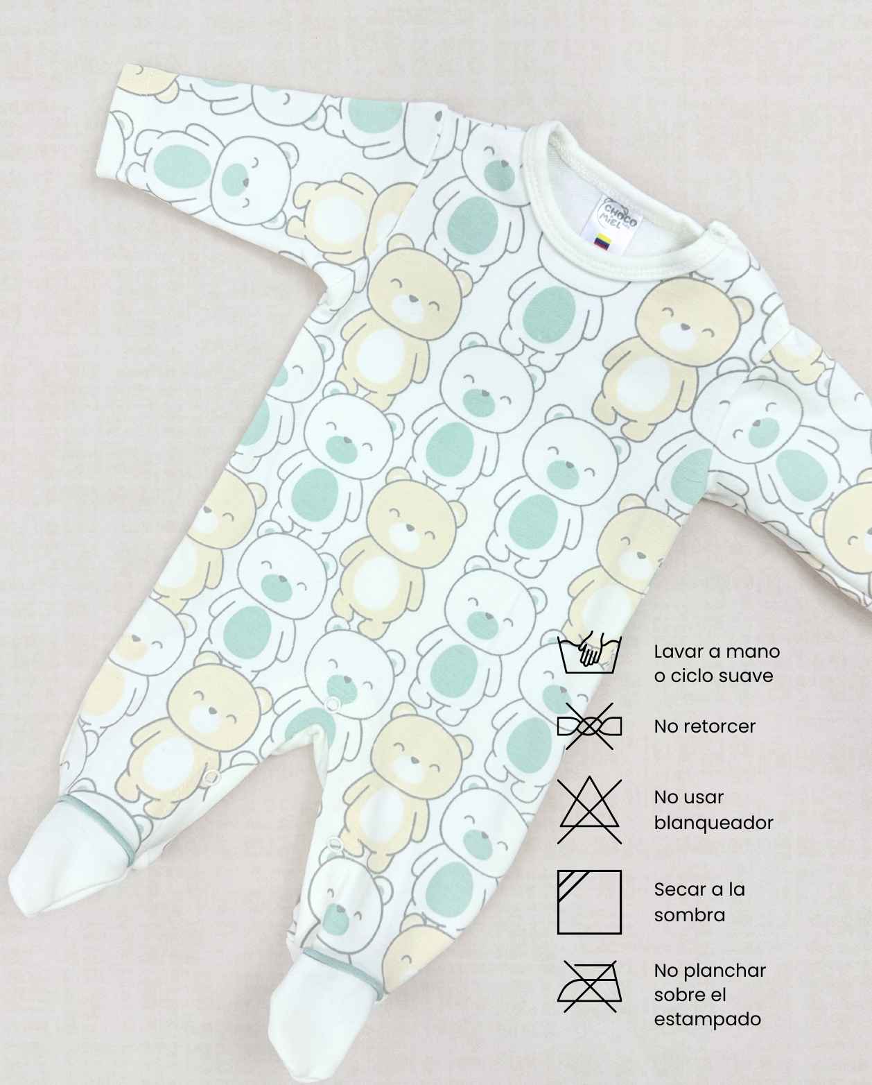 Set Primer Dia Estampado Osos Verde Detalles